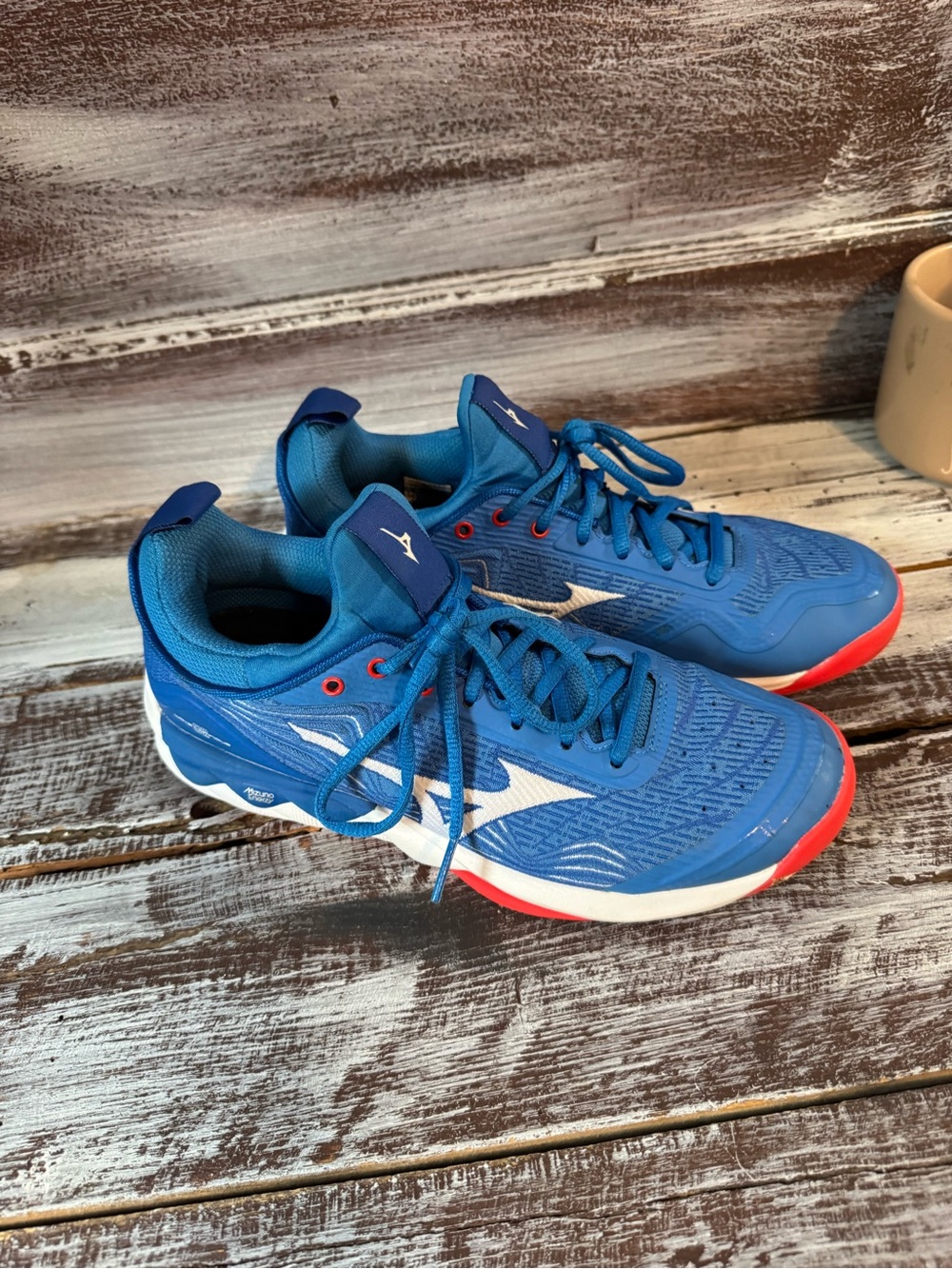Mizuno Blue Athletic Shoes with Red Soles
